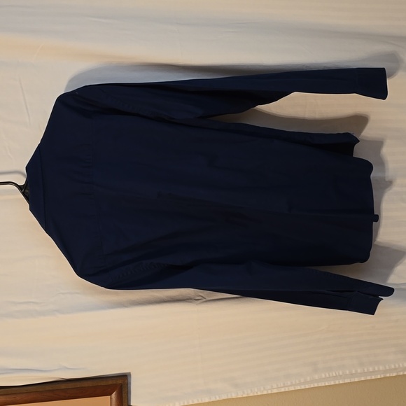 Van Heusen, button down, long sleeved, shirt - Picture 5 of 5